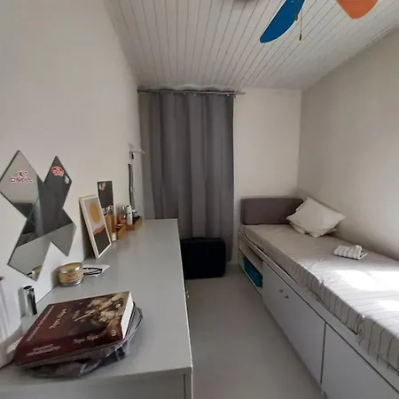 度假居 The Arch House