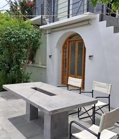 The Arch House 度假居 凯米